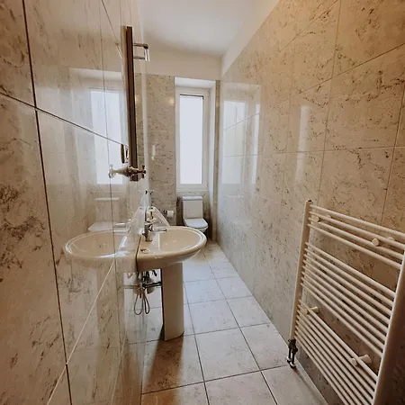 Nono Ban West Coast *