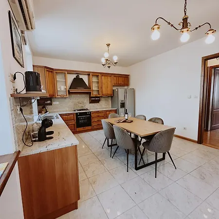 Nono Ban West Coast * 斯普利特