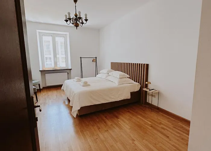 Nono Ban West Coast * Split